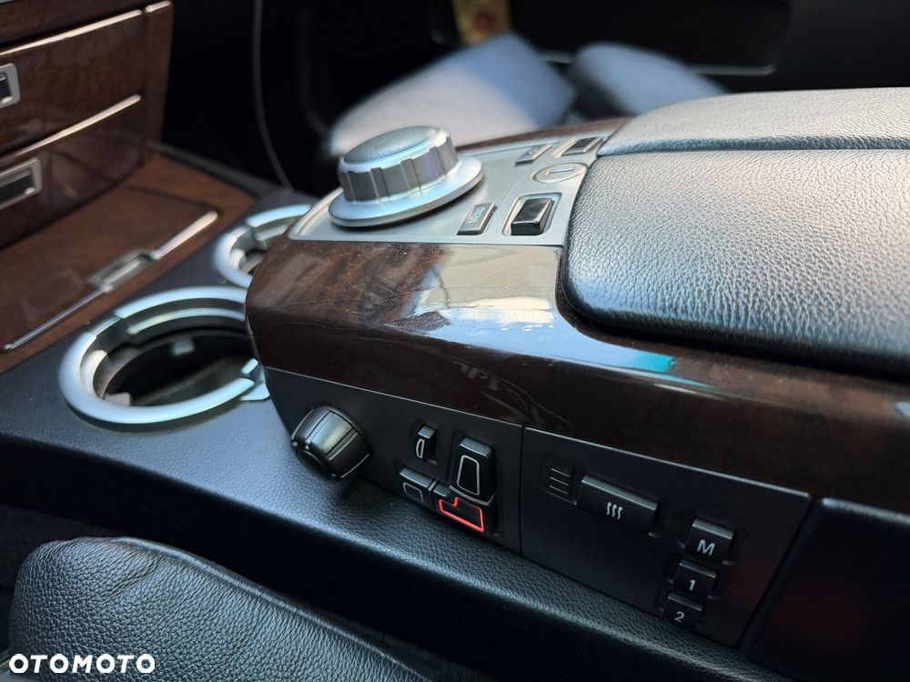 BMW Seria 7 730d - 30