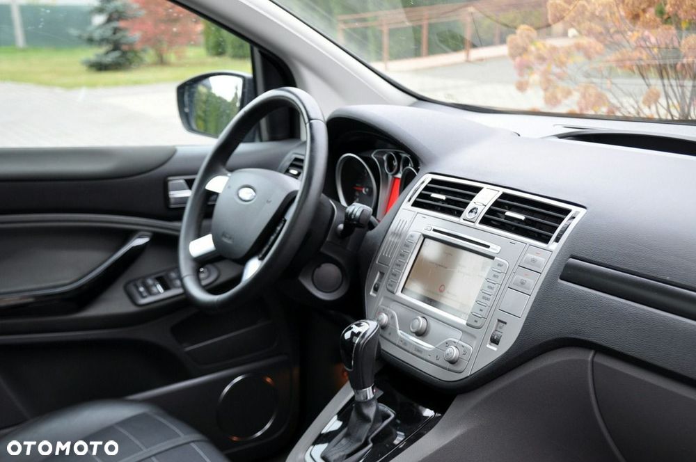 Ford Kuga - 18