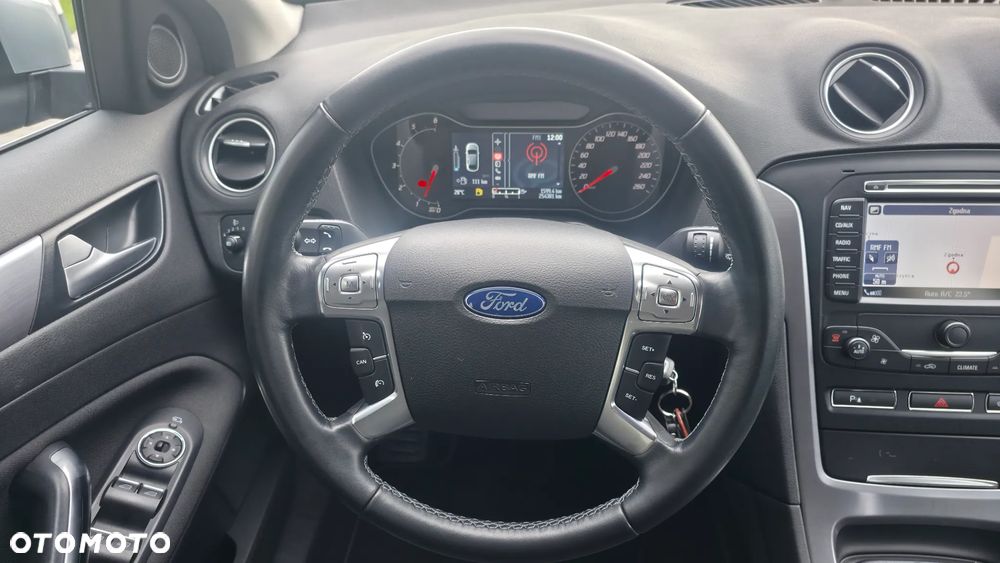 Ford Mondeo 2.0 TDCi Titanium X - 17