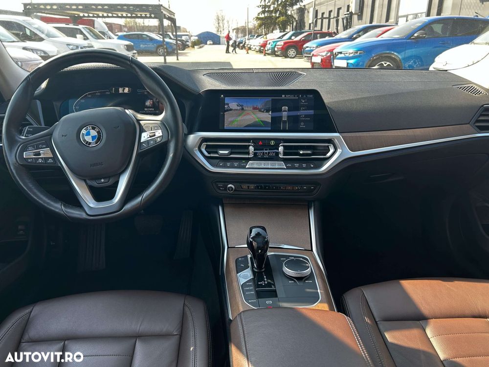 BMW Seria 3 320d xDrive AT MHEV - 13