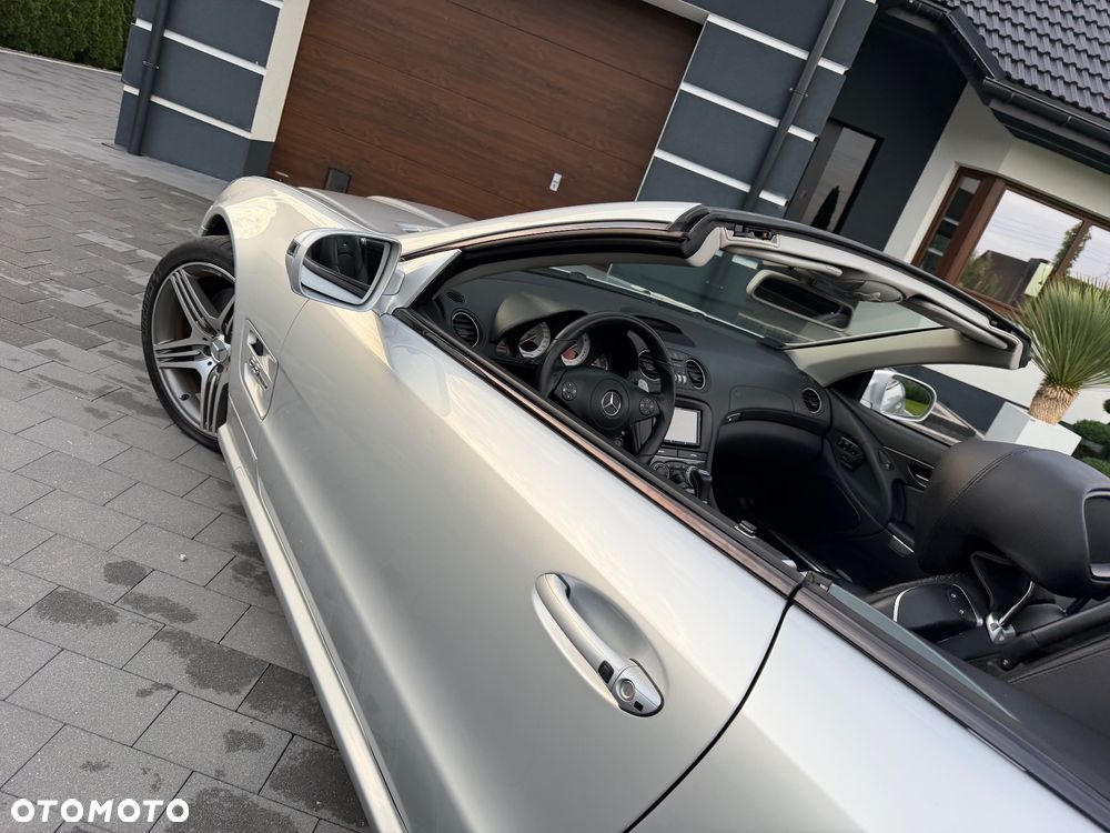 Mercedes-Benz SL - 36