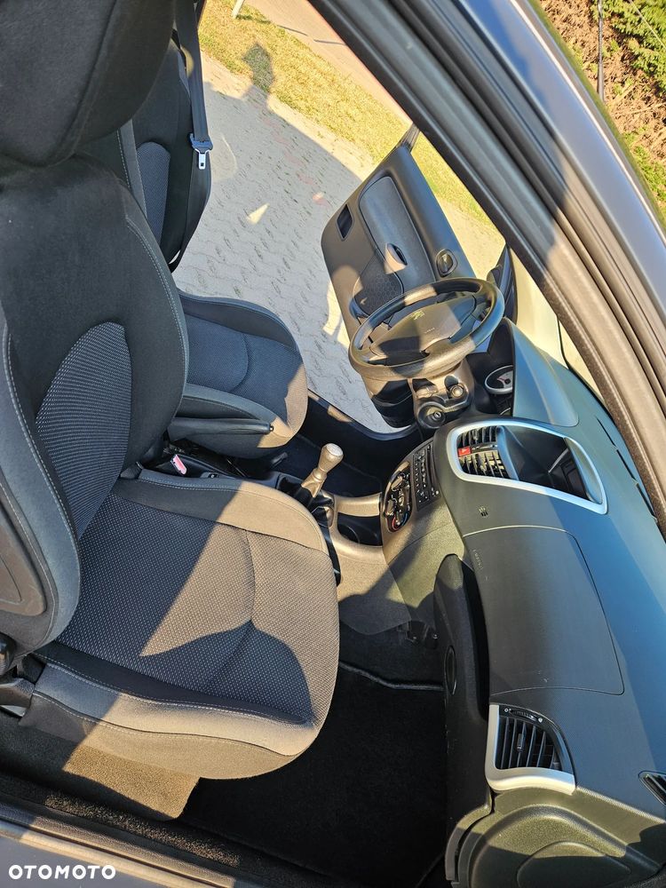 Peugeot 206 plus 75 - 8