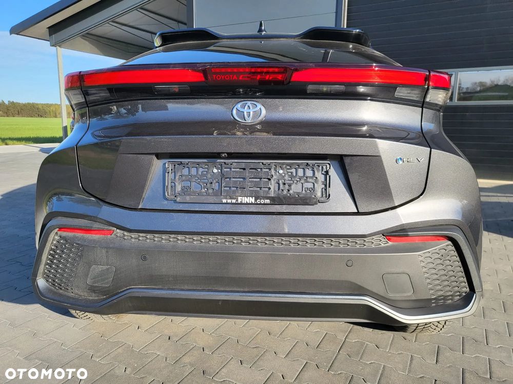 Toyota C-HR 1.8 Hybrid Team Deutschland - 13