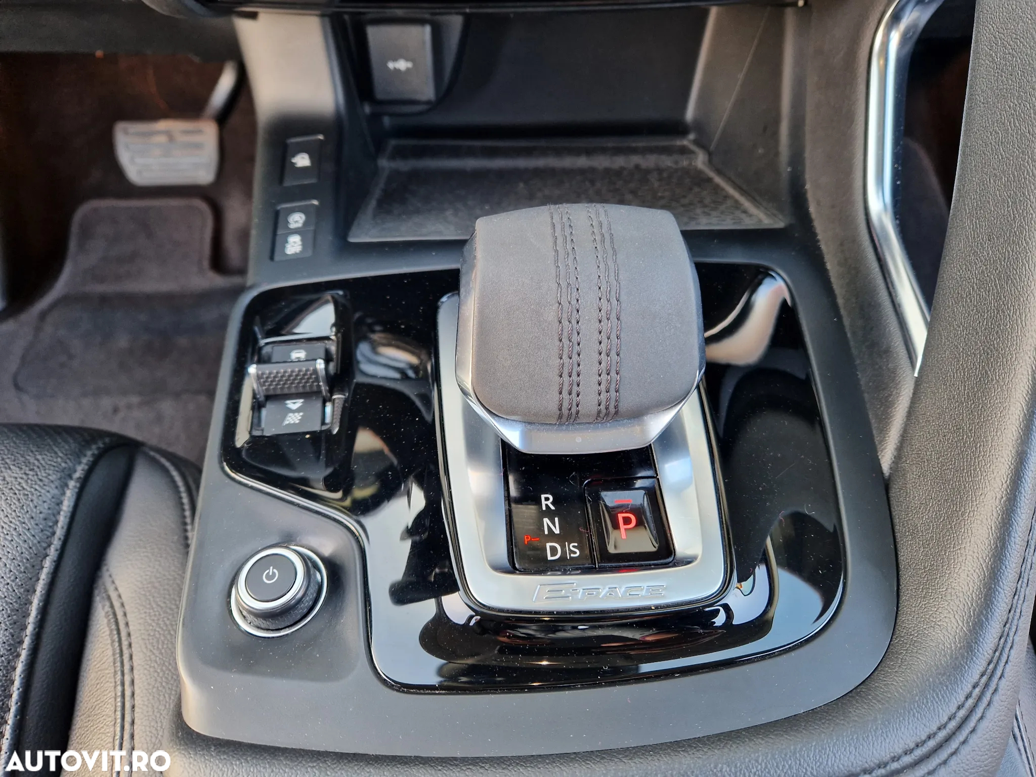 Jaguar E-Pace D165 AWD R-Dynamic HSE - 6