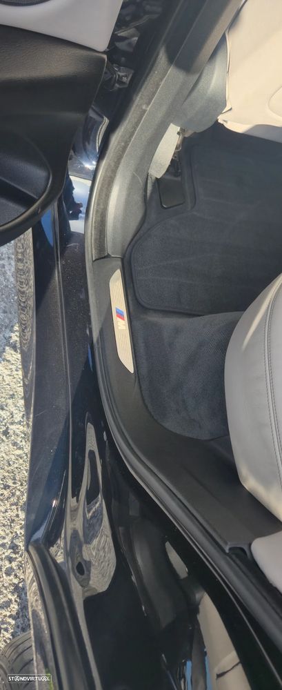 BMW X5 40e xDrive Pack M - 42