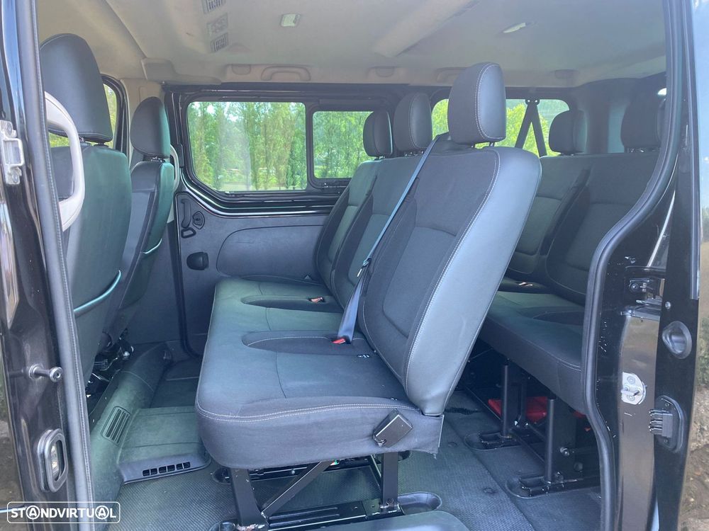 Renault Trafic - 16