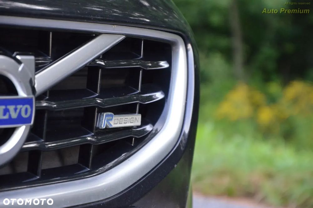 Volvo V60 D3 R-Design - 9