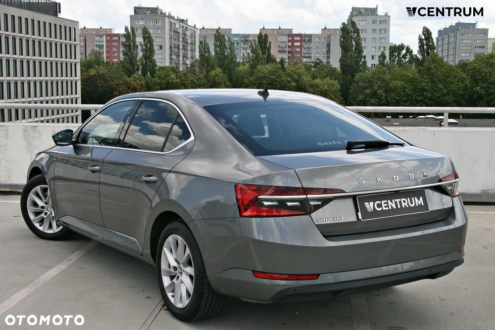 Skoda Superb 2.0 TDI SCR 4x4 Style DSG - 6