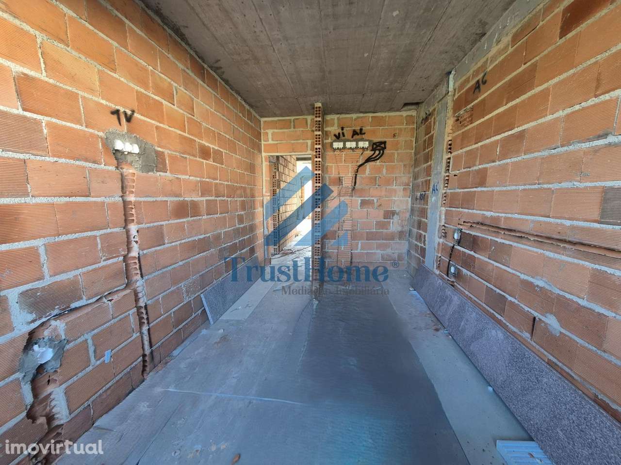 Moradia T4 Nova Piscina em Redondos Fernão Ferro - Grande imagem: 5/41