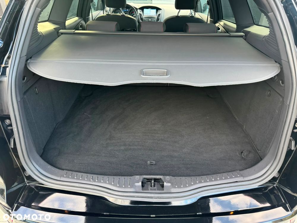 Ford Focus 1.0 EcoBoost ST-Line Black ASS - 29