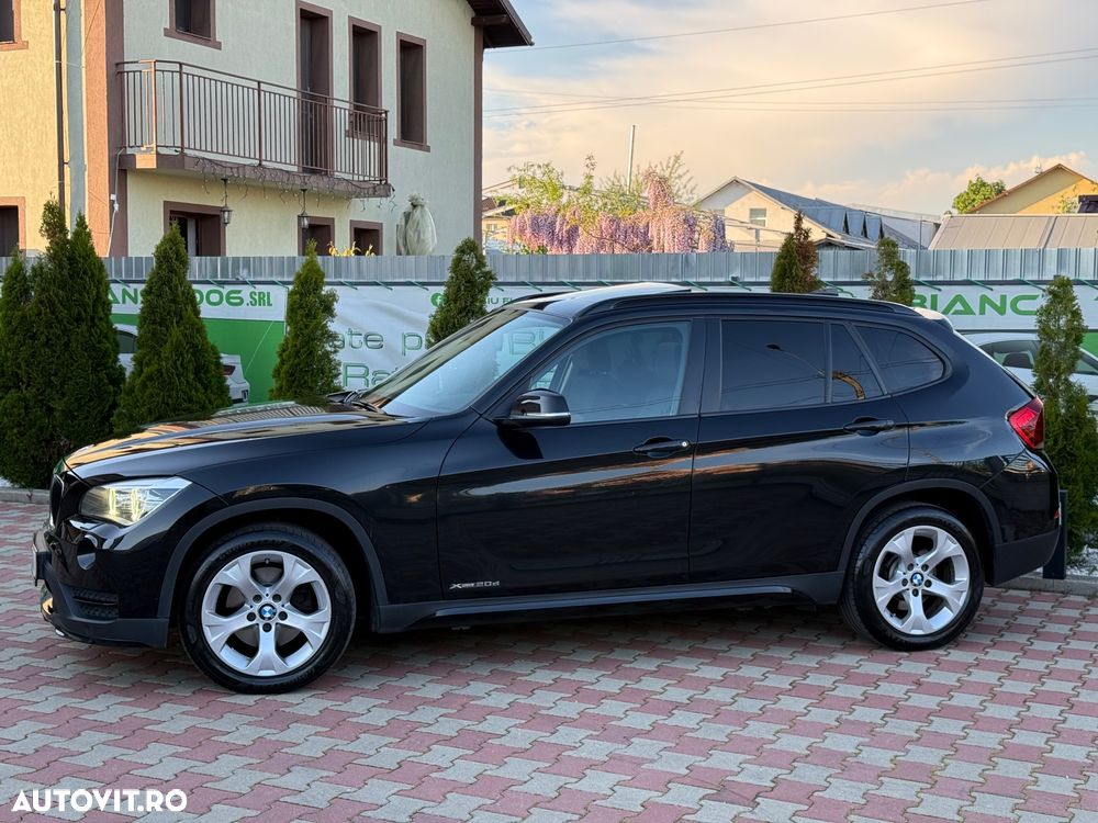 BMW X1 xDrive20d Aut. Sport Line - 4