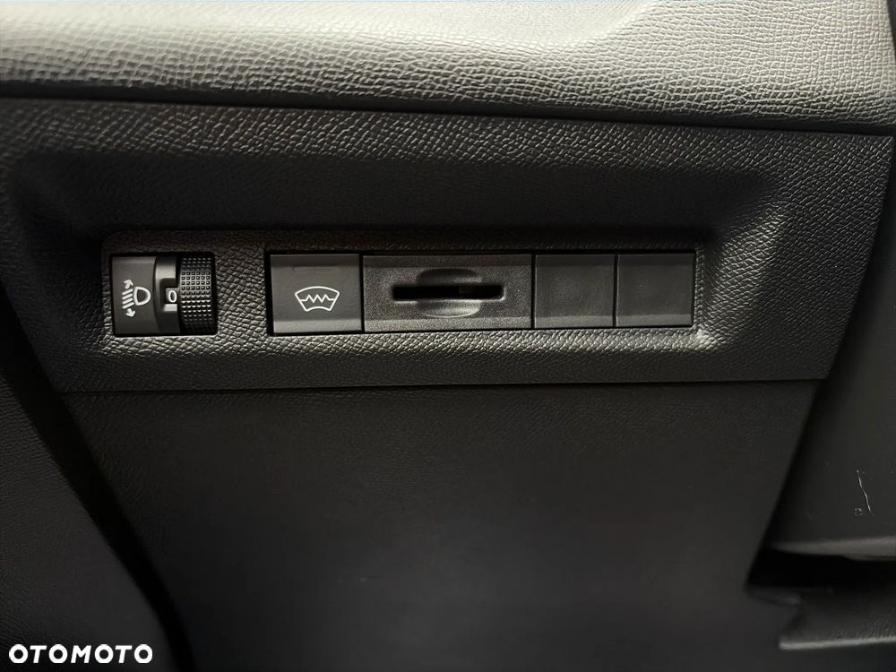 Peugeot 408 1.2 PureTech Allure Pack S&S EAT8 - 28