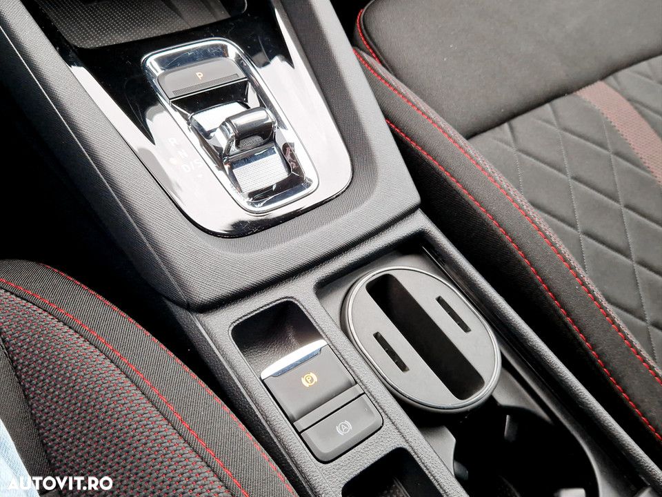 Skoda Octavia 2.0 TSI DSG RS - 15