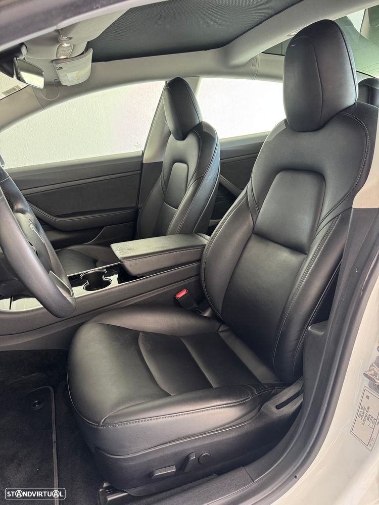 Tesla Model 3 - 19