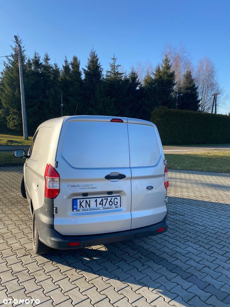 Ford Transit Courier - 6