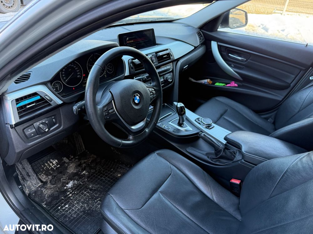 BMW Seria 3 320d xDrive Aut. - 10