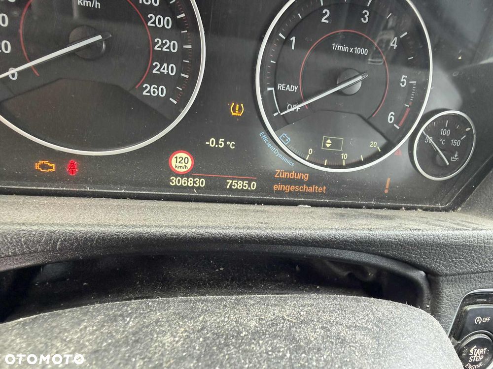 BMW Seria 3 320d - 11