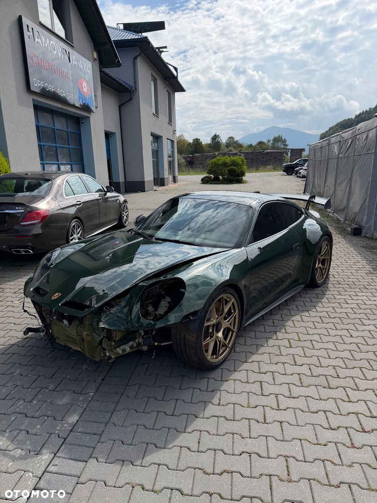 Porsche 911 - 4