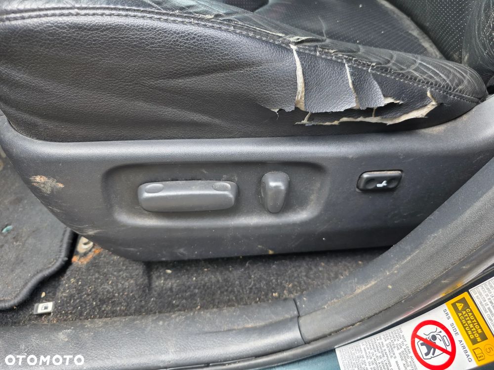 Toyota RAV4 2.2 D-CAT 4x4 Executive - 24