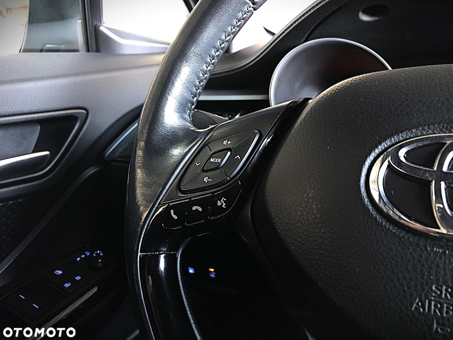 Toyota C-HR 1.8 Hybrid Selection - 14