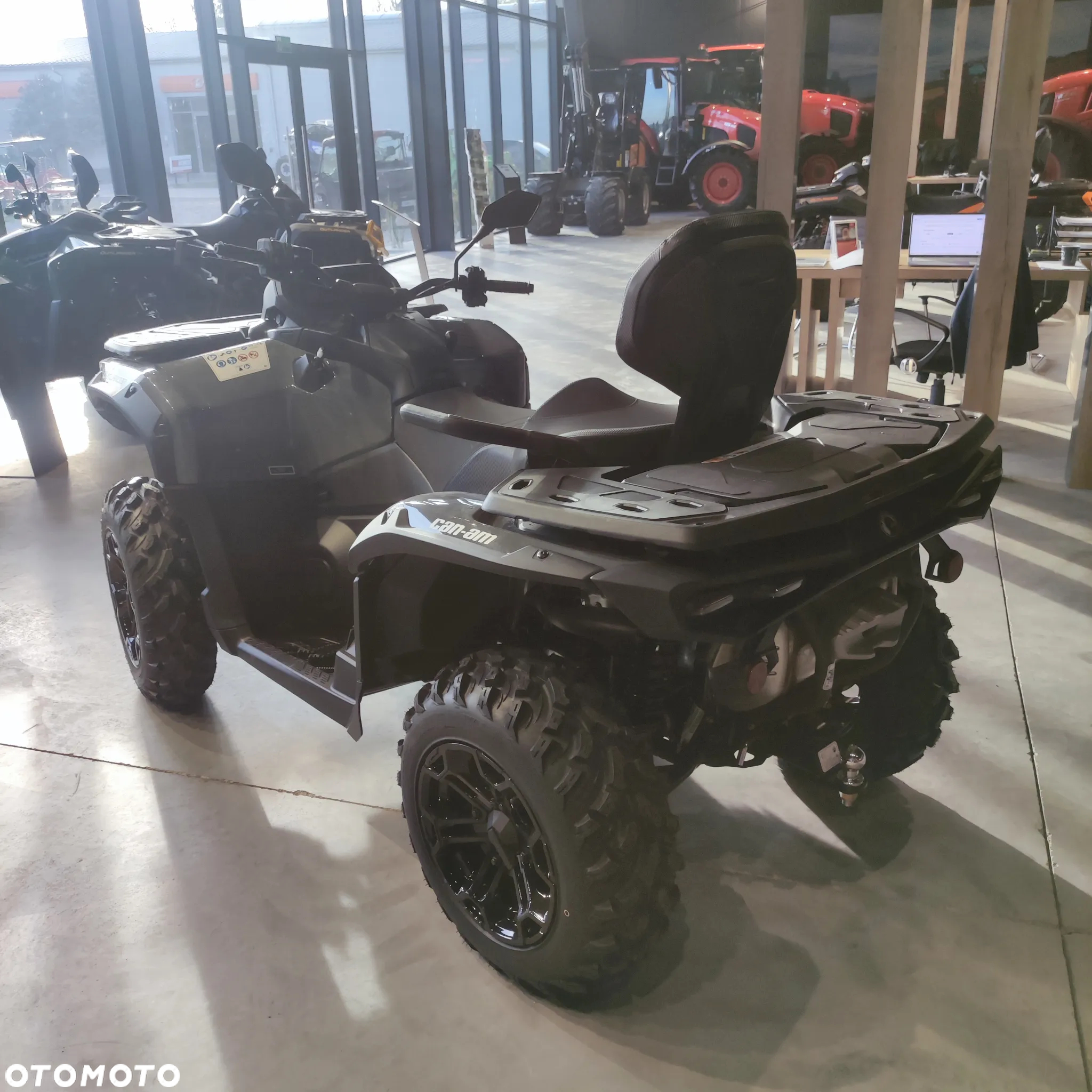 Can-Am Outlander Max - 5