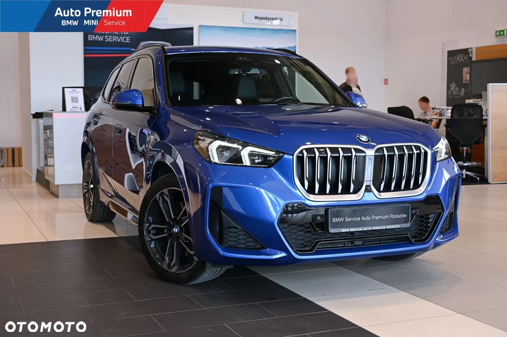 BMW X1 xDrive23i mHEV - 2