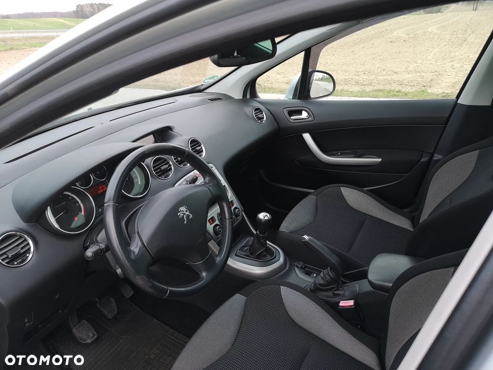 Peugeot 308 120 VTi Platinum - 33