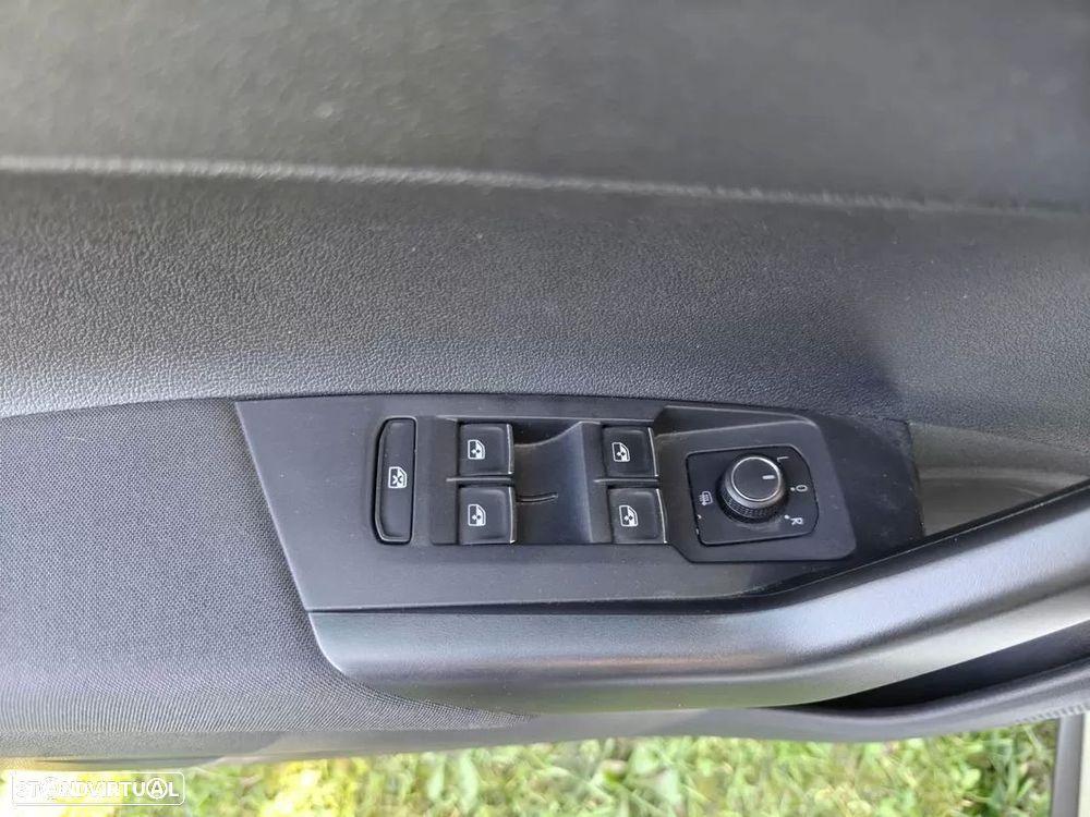 VW Polo 2.0 TSI GTI DSG - 24