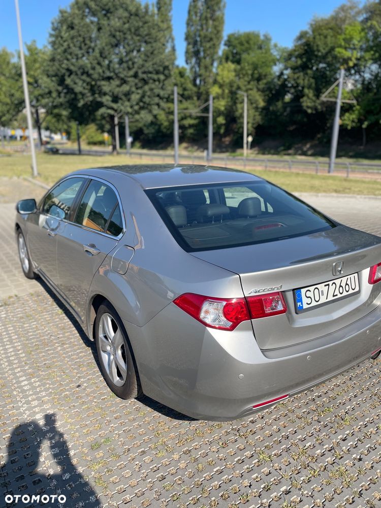 Honda Accord 2.0 Executive - 30