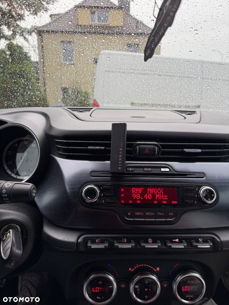 Alfa Romeo Giulietta 1.4 TB MultiAir Distinctive - 13