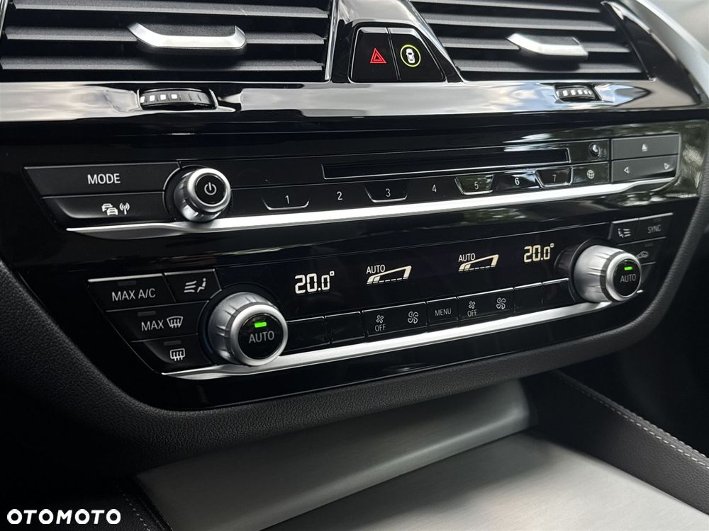 BMW Seria 5 - 16