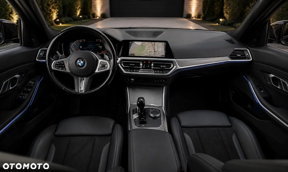 BMW Seria 3 320i M Sport - 10