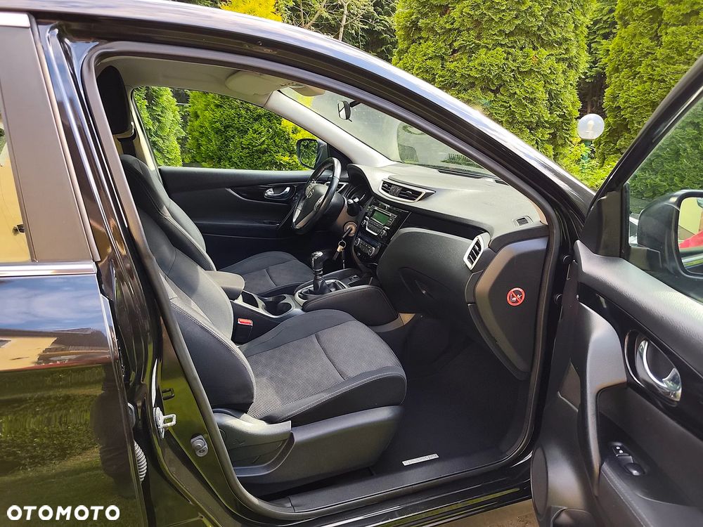 Nissan Qashqai 1.6 DCi N-Connecta EU6 - 3