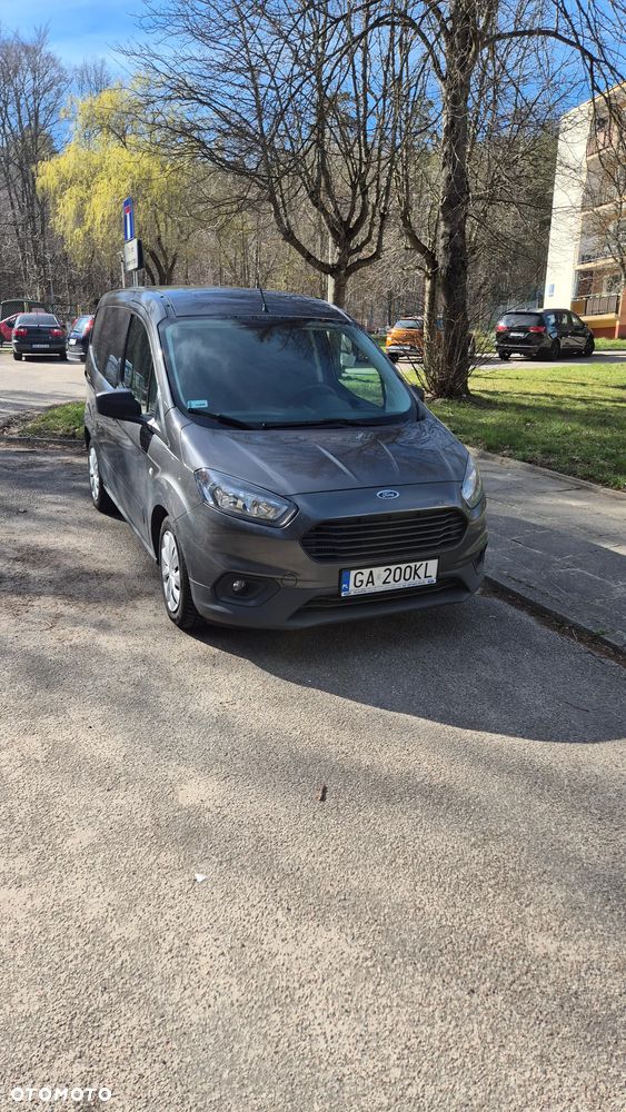 Ford Transit Courier - 1