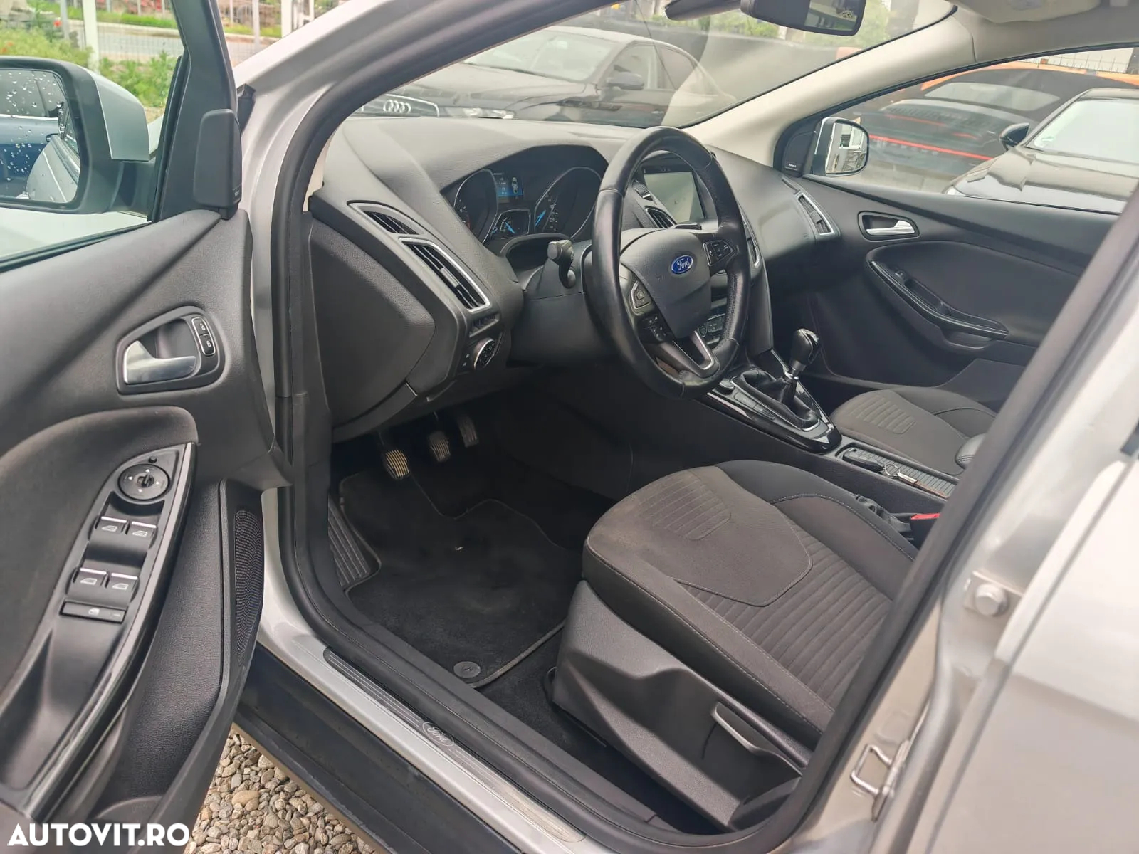 Ford Focus 1.0 EcoBoost Titanium - 5