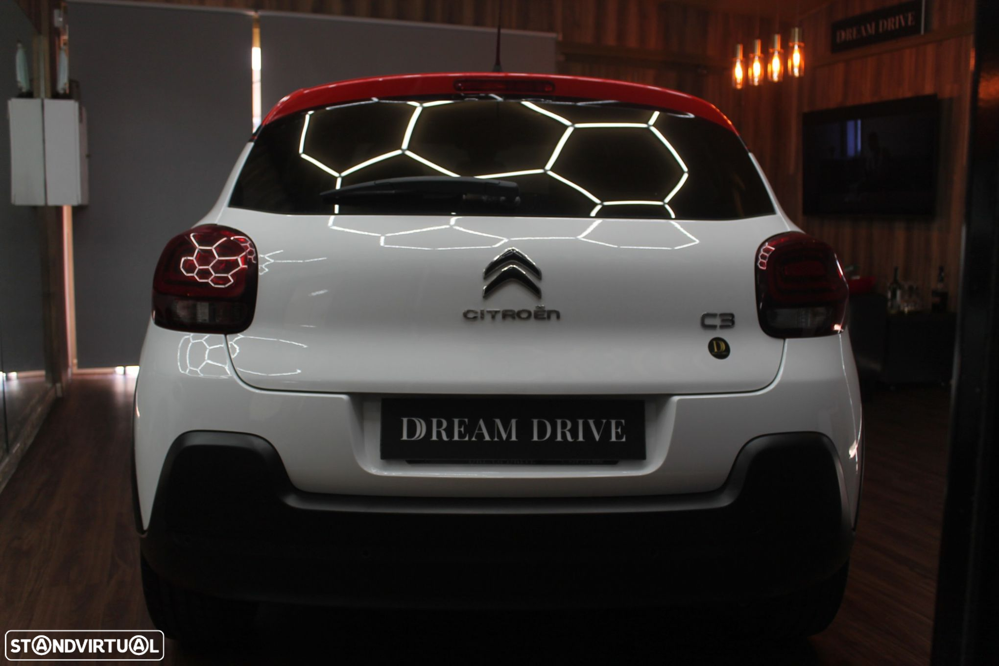 Citroën C3 1.2 PureTech Shine - 8