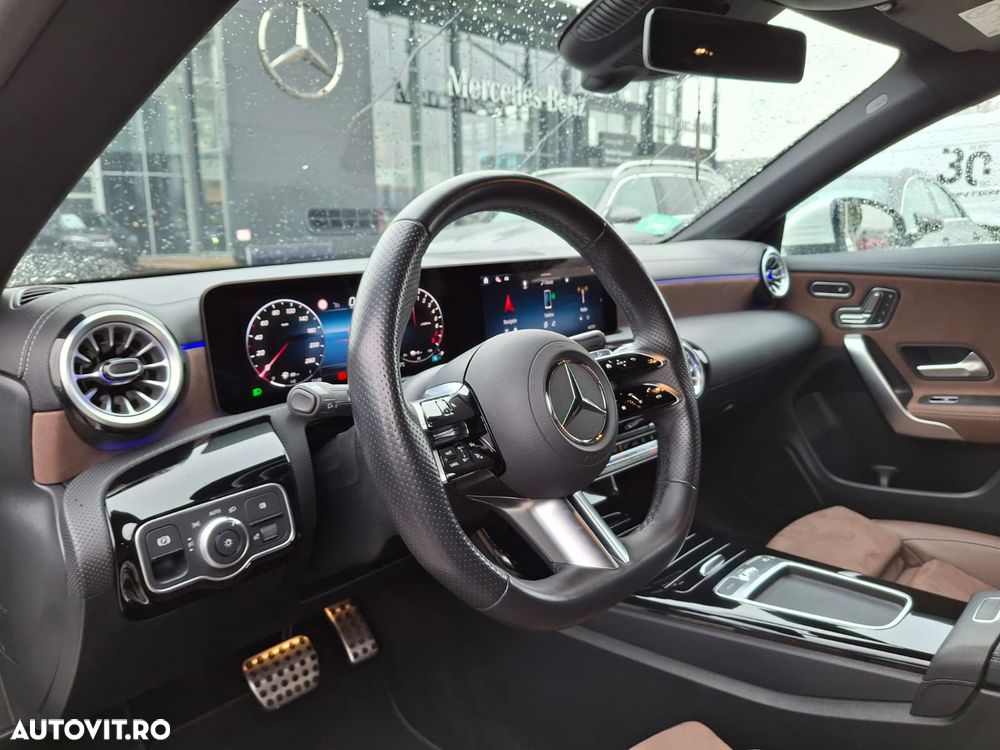 Mercedes-Benz CLA - 36