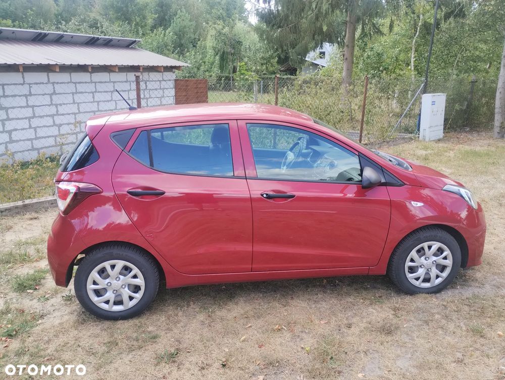 Hyundai i10 1.0 - 8