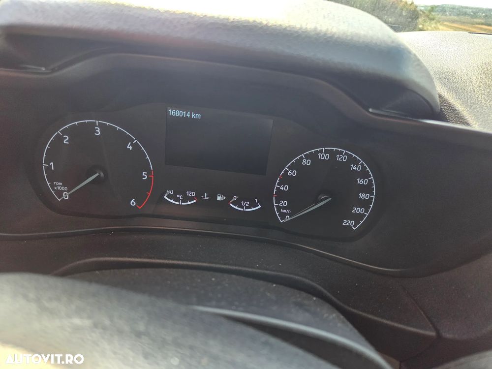 Ford Transit Connect - 8
