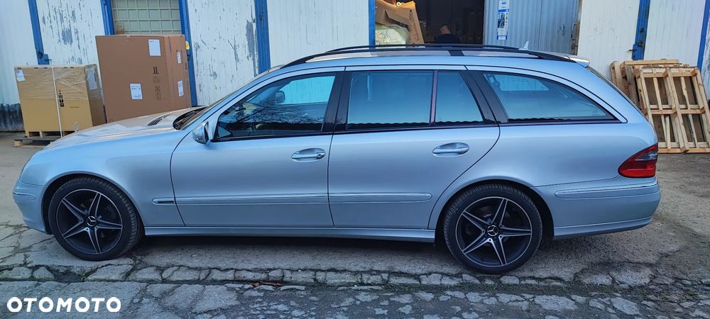 Mercedes-Benz Klasa E 320 CDI 4Matic Automatik Avantgarde DPF - 3