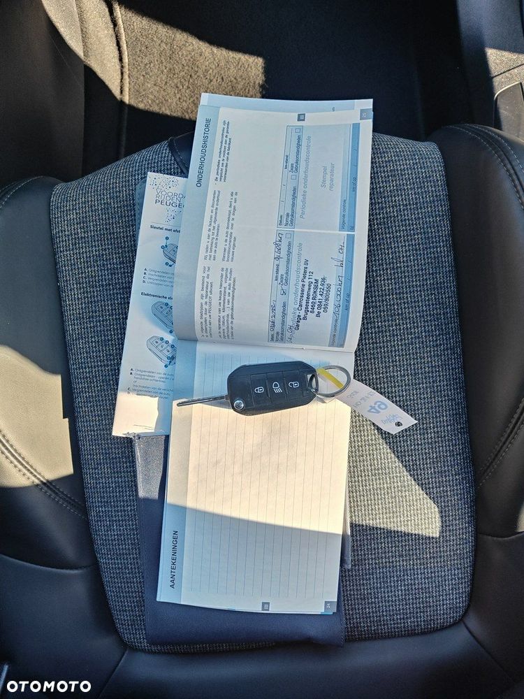 Peugeot 3008 1.2 PureTech Active - 10