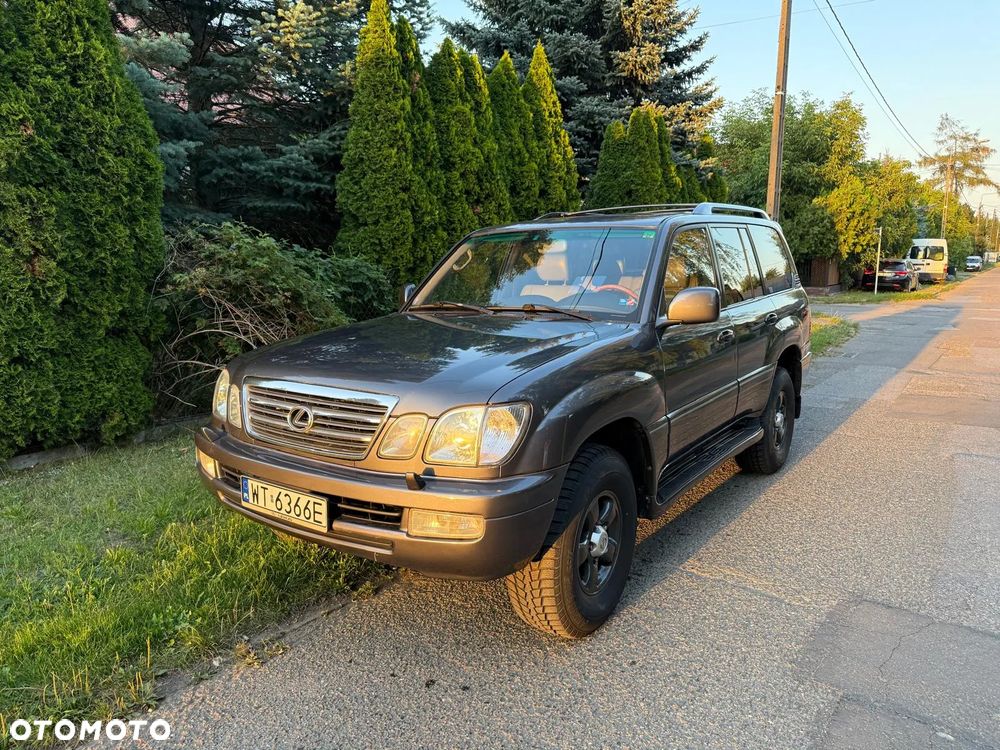 Lexus LX 470 - 1