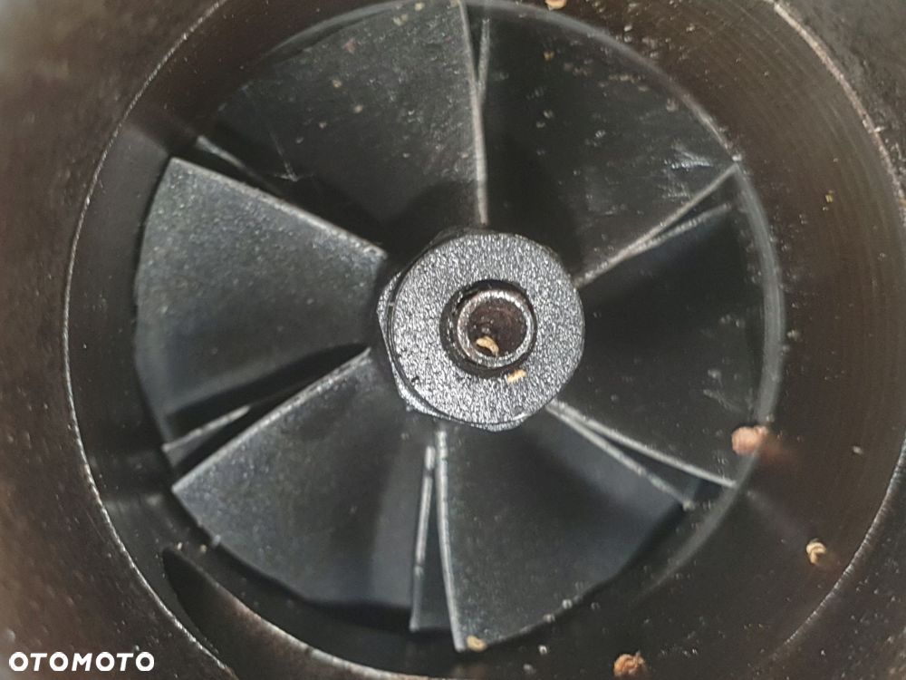 TURBOSPRĘŻARKA VW Golf V 1.4 TSI _ turbo 03C145701B - 9