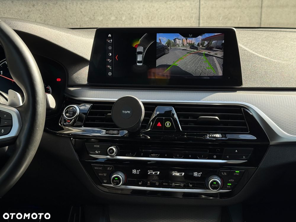 BMW Seria 5 530i xDrive M Sport sport - 30