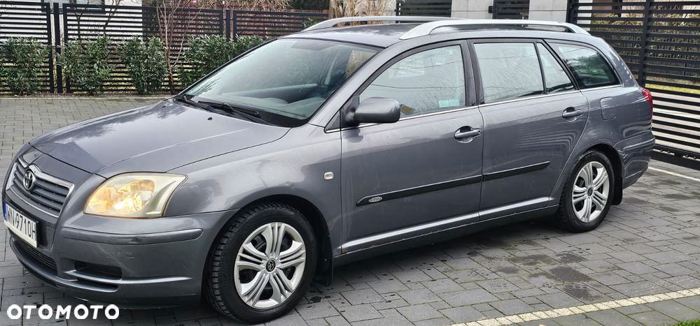 Toyota Avensis 1.8 VVT-i Terra - 11