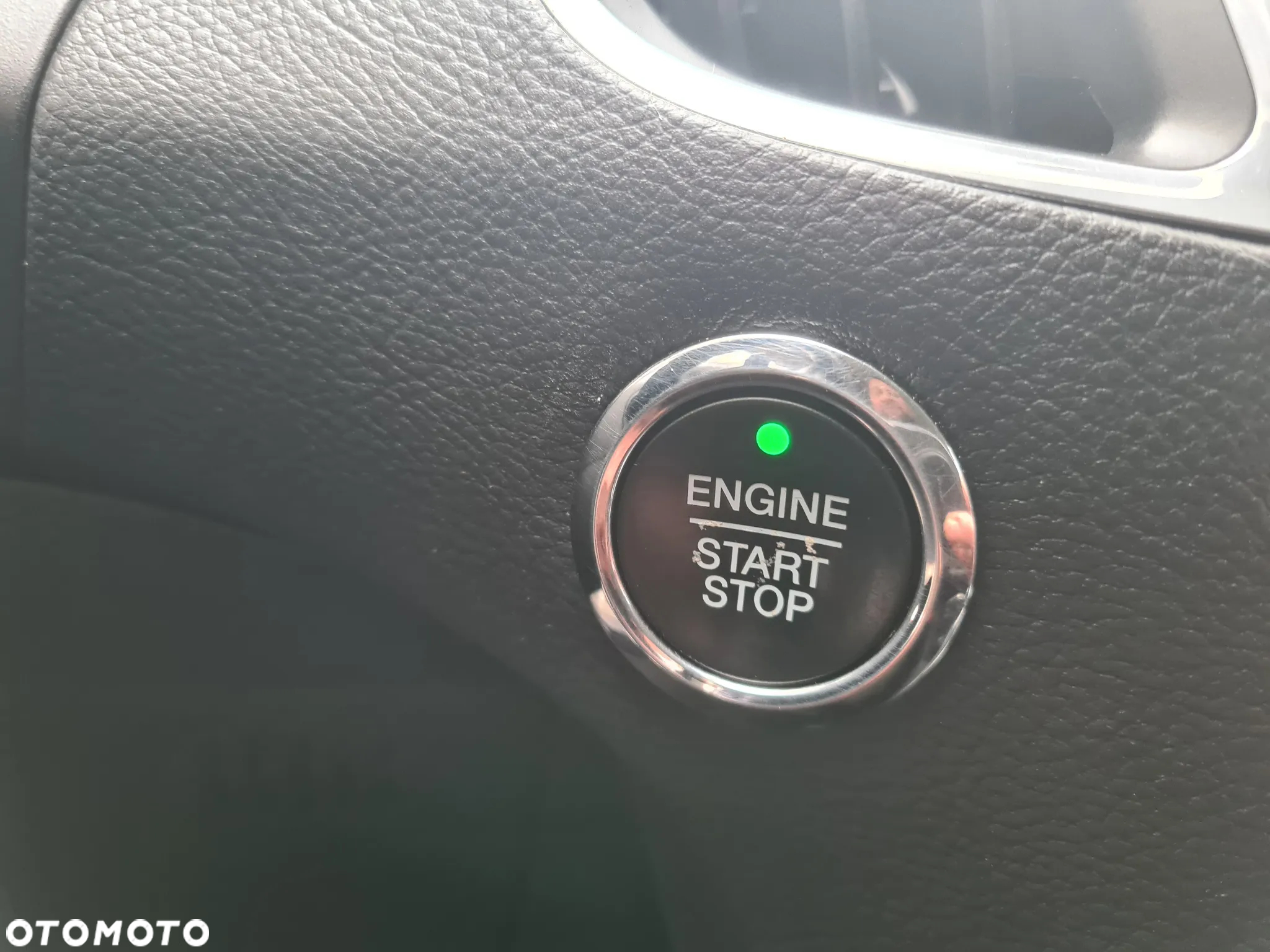 Ford S-Max 2.0 EcoBlue Titanium - 25