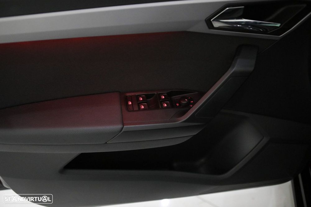 SEAT Ibiza 1.0 TSI FR DSG - 13