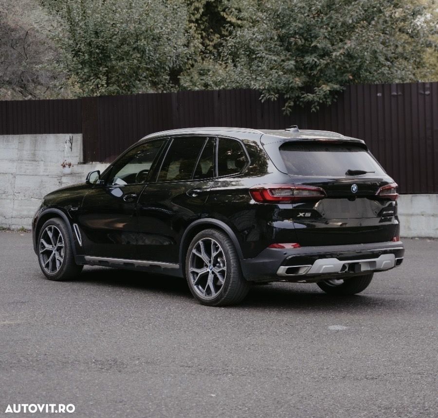 BMW X5 2022 photo 2