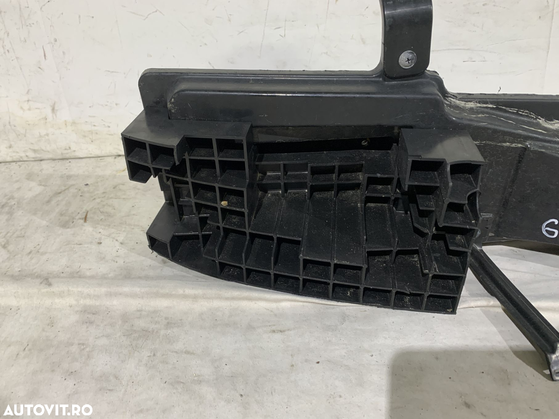 Armatura Bara spate, Hyundai IX20, 2012, 2013, 2014, 2015, 2016, 2017, 2018, cod origine OE 86630-1K000. - 6