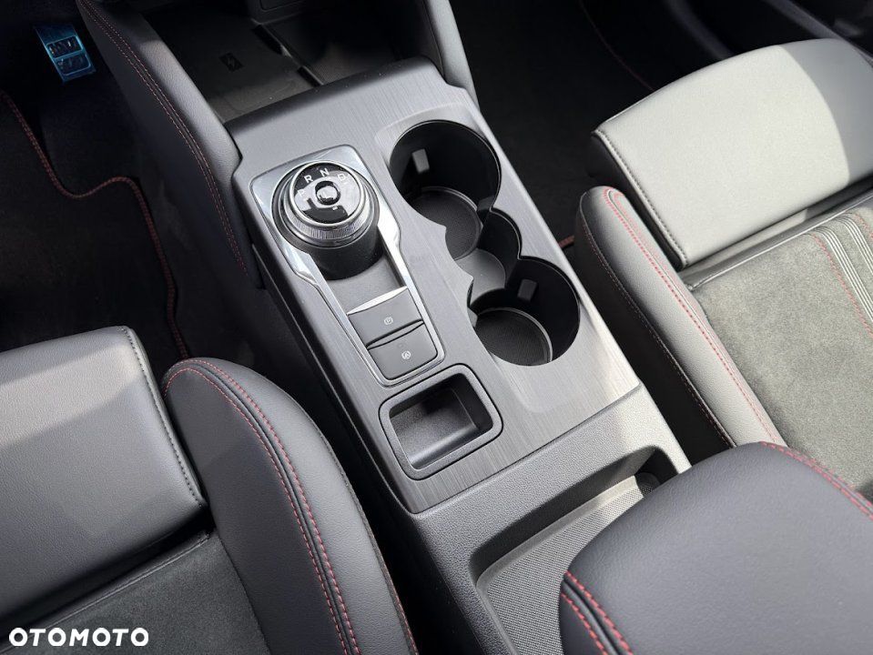 Ford Kuga - 19